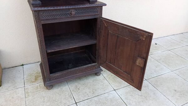 Ancien meuble vaisselier bois massif sculpté