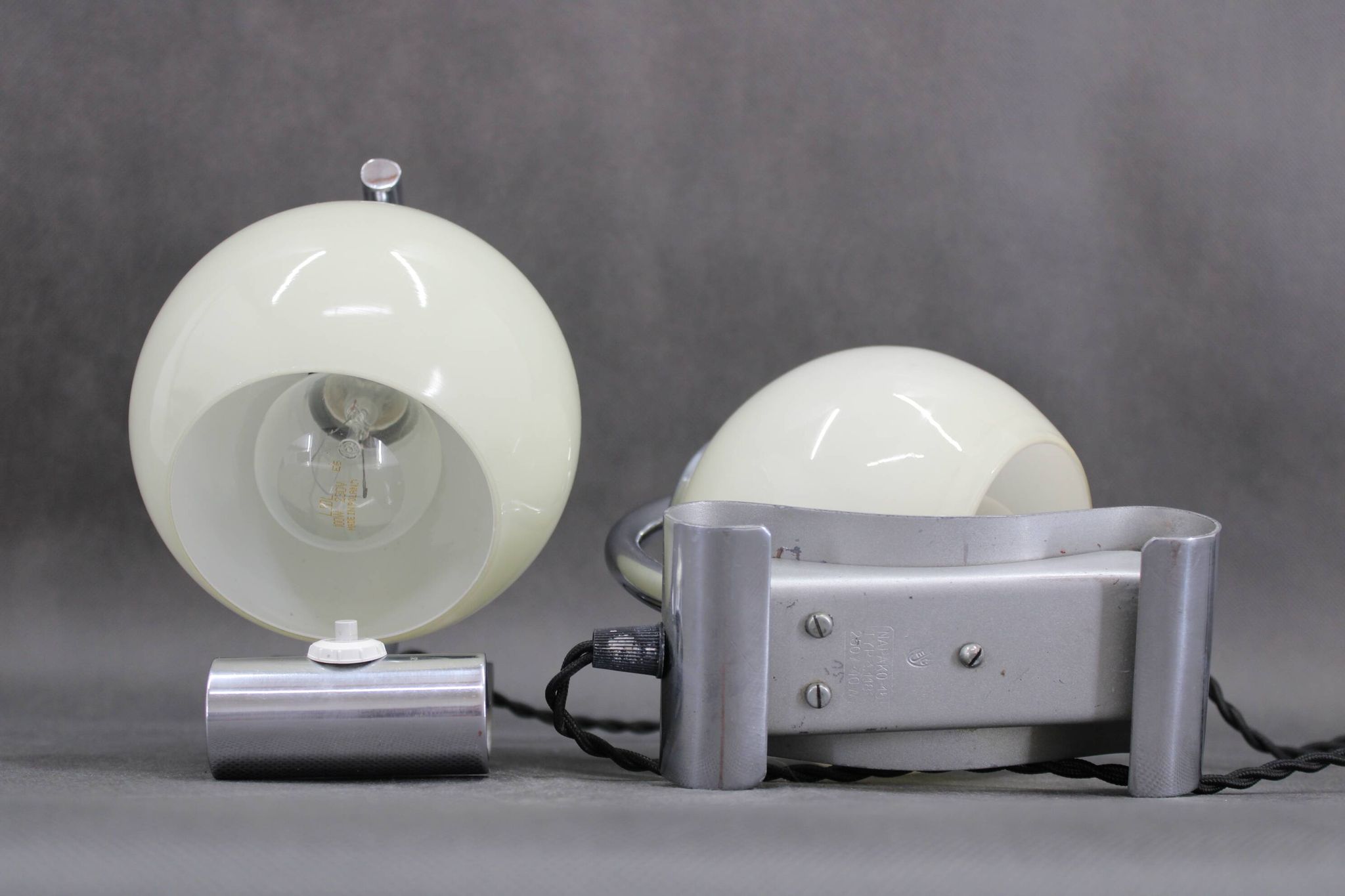 1930s Pair of Art Deco Chrome Plated Table Lamps, Czechoslovakia