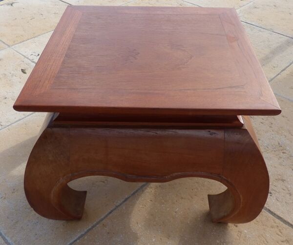 Table basse où bout de canapé en bois massif