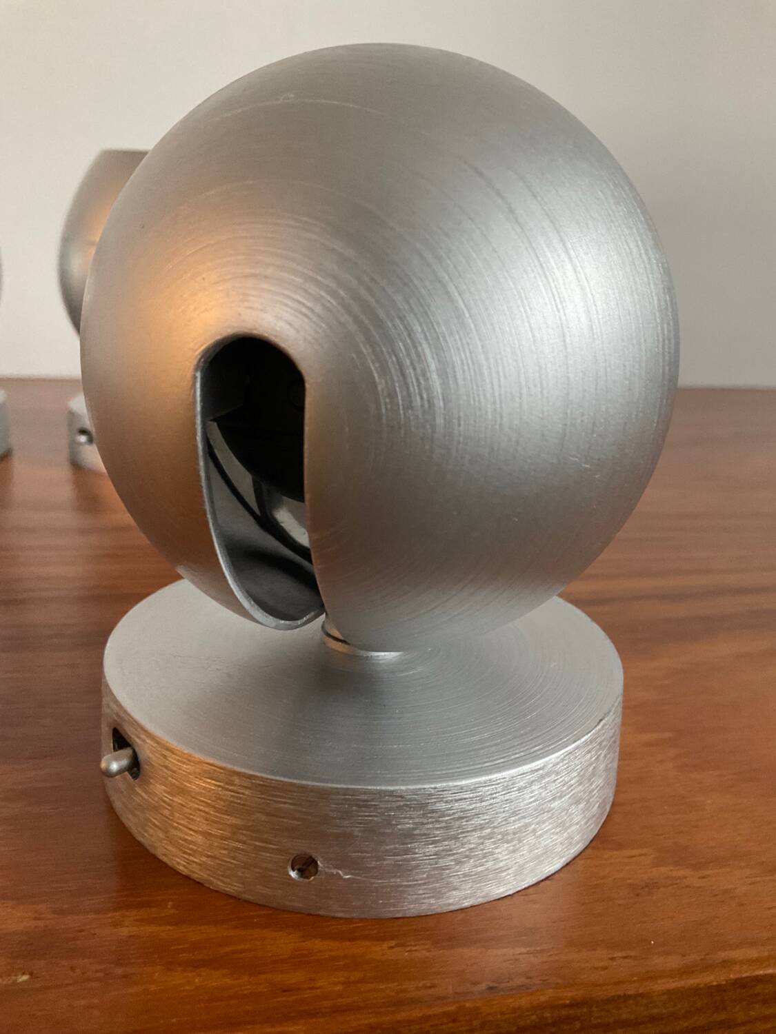 Series of 3 “Lirio” spotlights for Philips