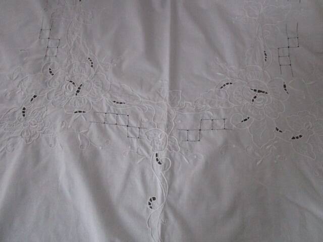 Old embroidered tablecloth 245x160cm