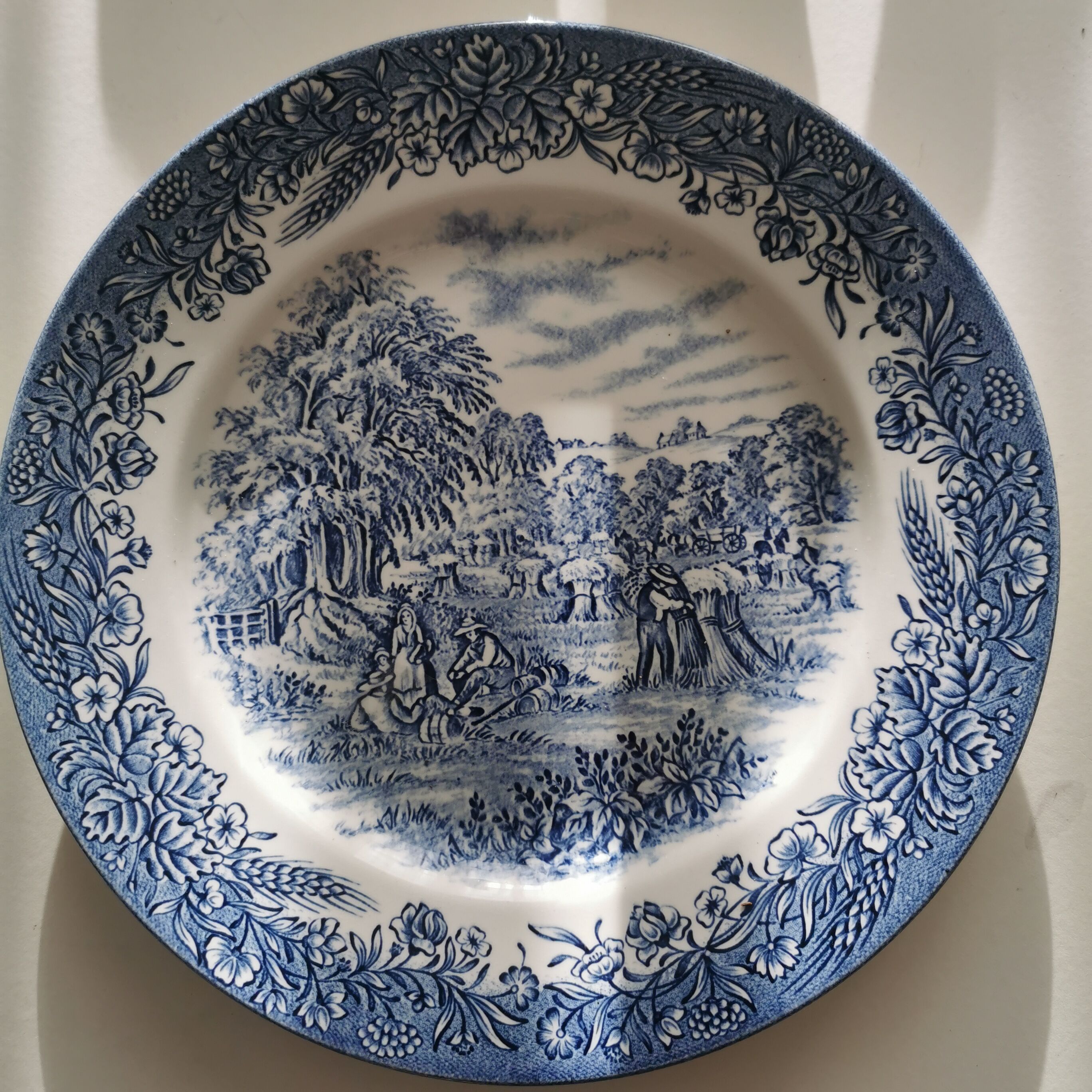 Churchill England porcelain dinner plate. Currier & Ives Harvest Pattern