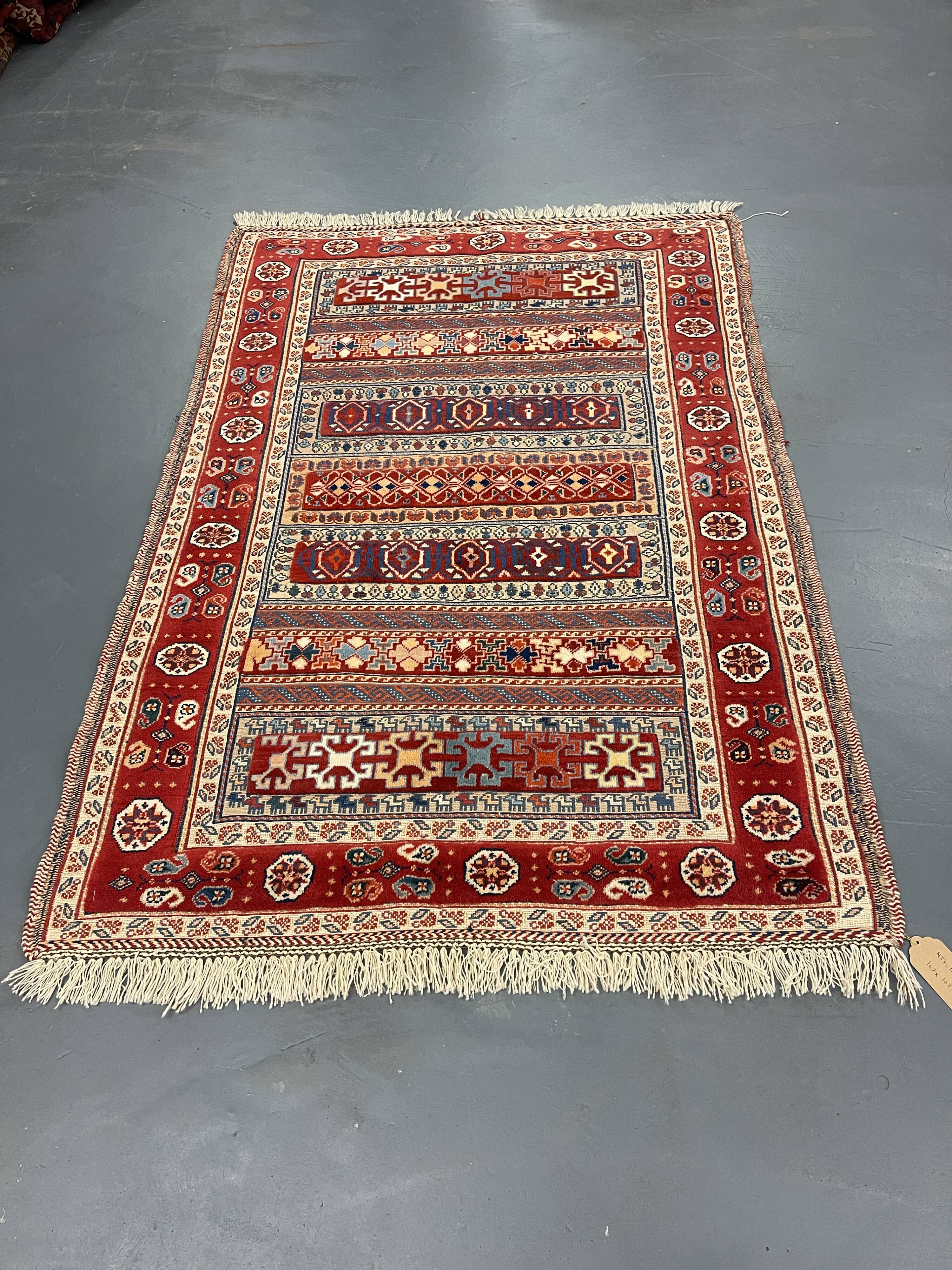Vintage Style Red Kilim Rug Wool Handmade Tribal Flatweave 167x108cm