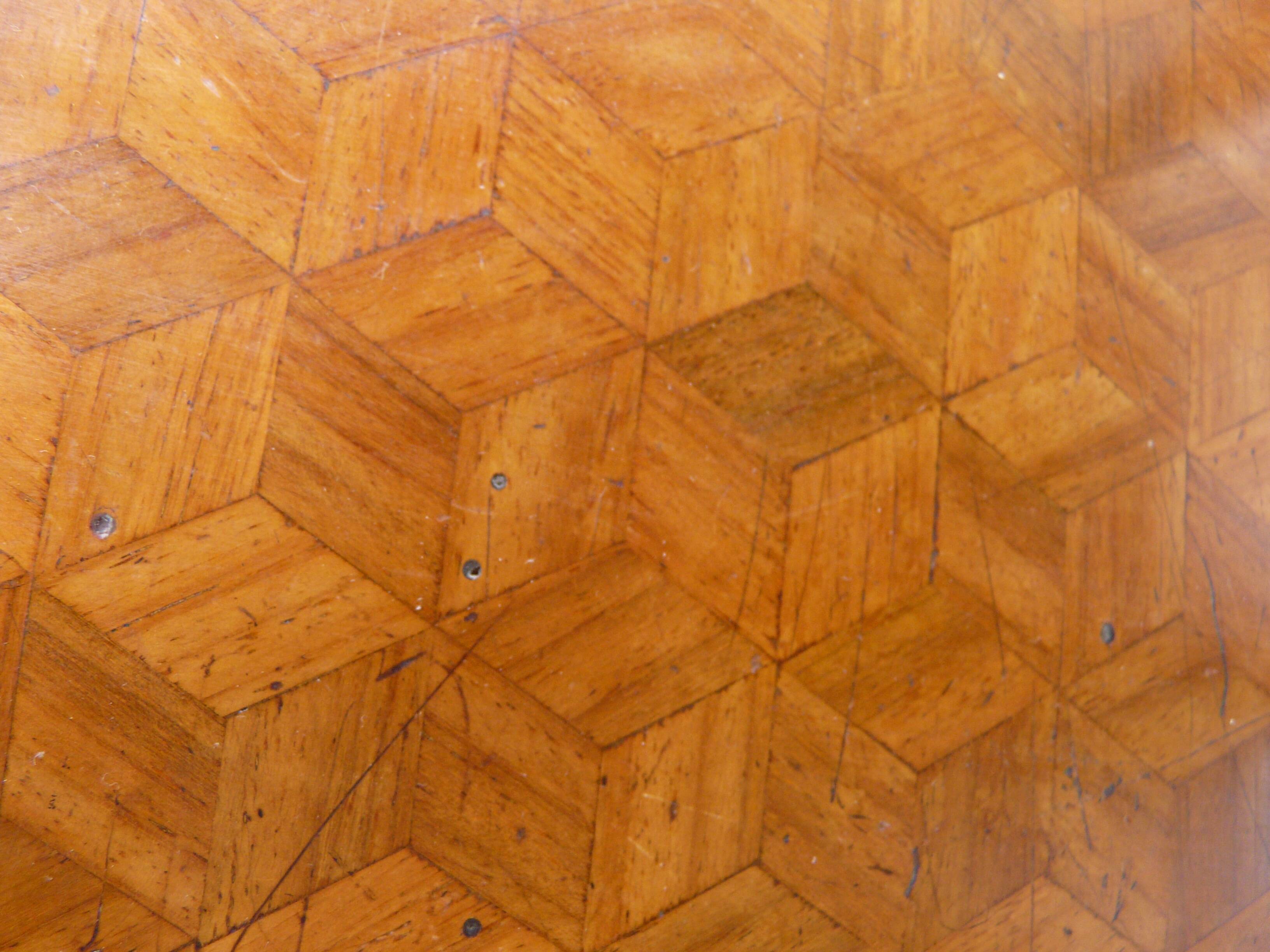 Antique Napoleon III pedestal tea table