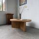 Table basse moderniste ronde en orme, années 50