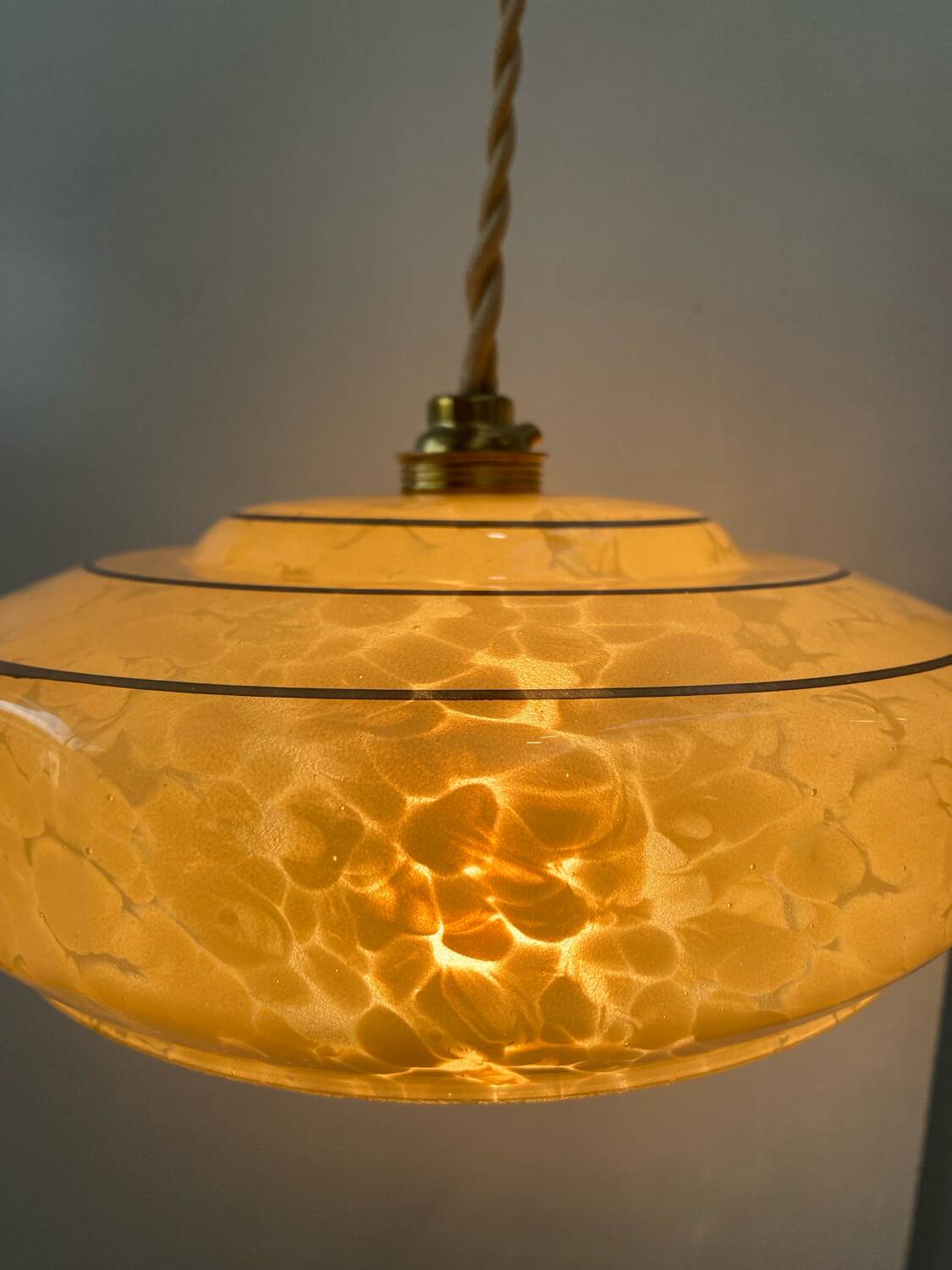 Pair of art deco pendant lights in Clichy glass