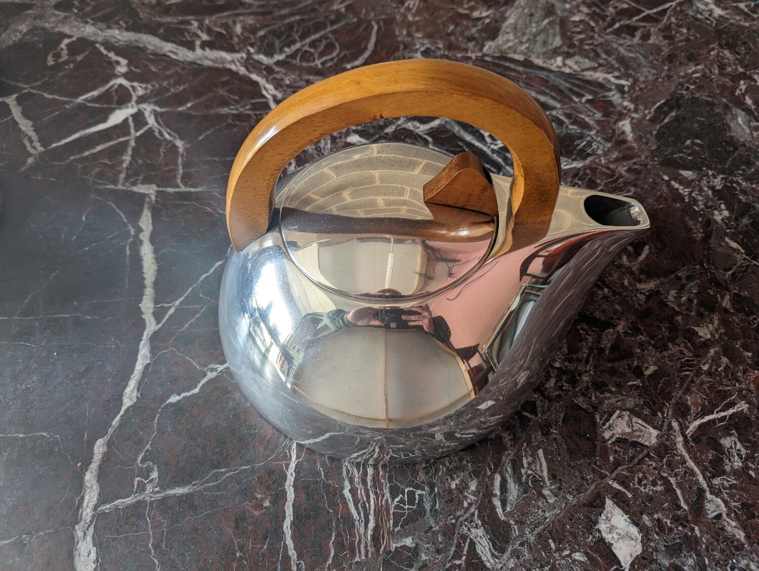 Picquot Ware kettle from 1938