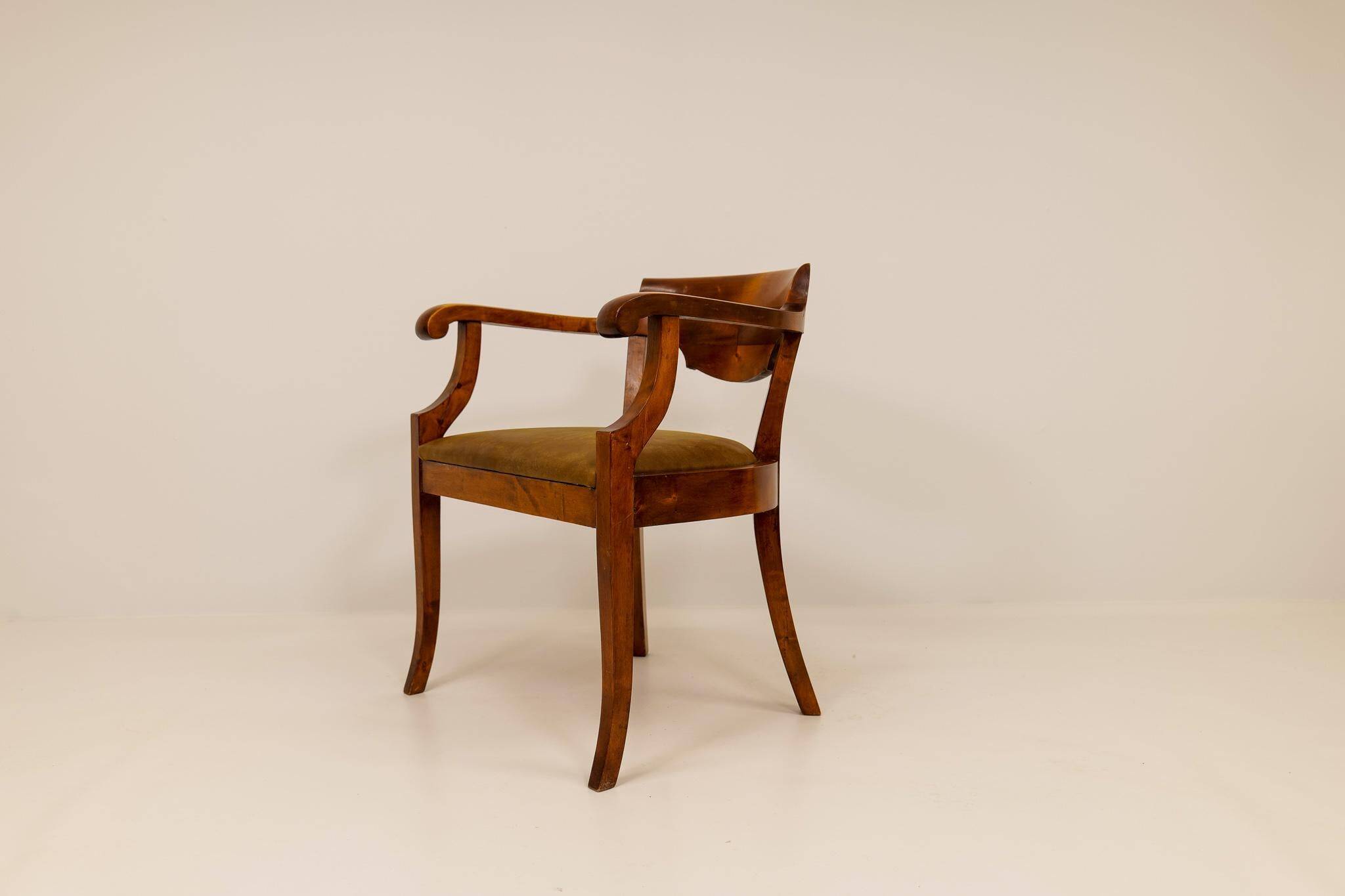 Swedish office chair in lacquered birch, mahogany brown, Sweden, 1920s.
