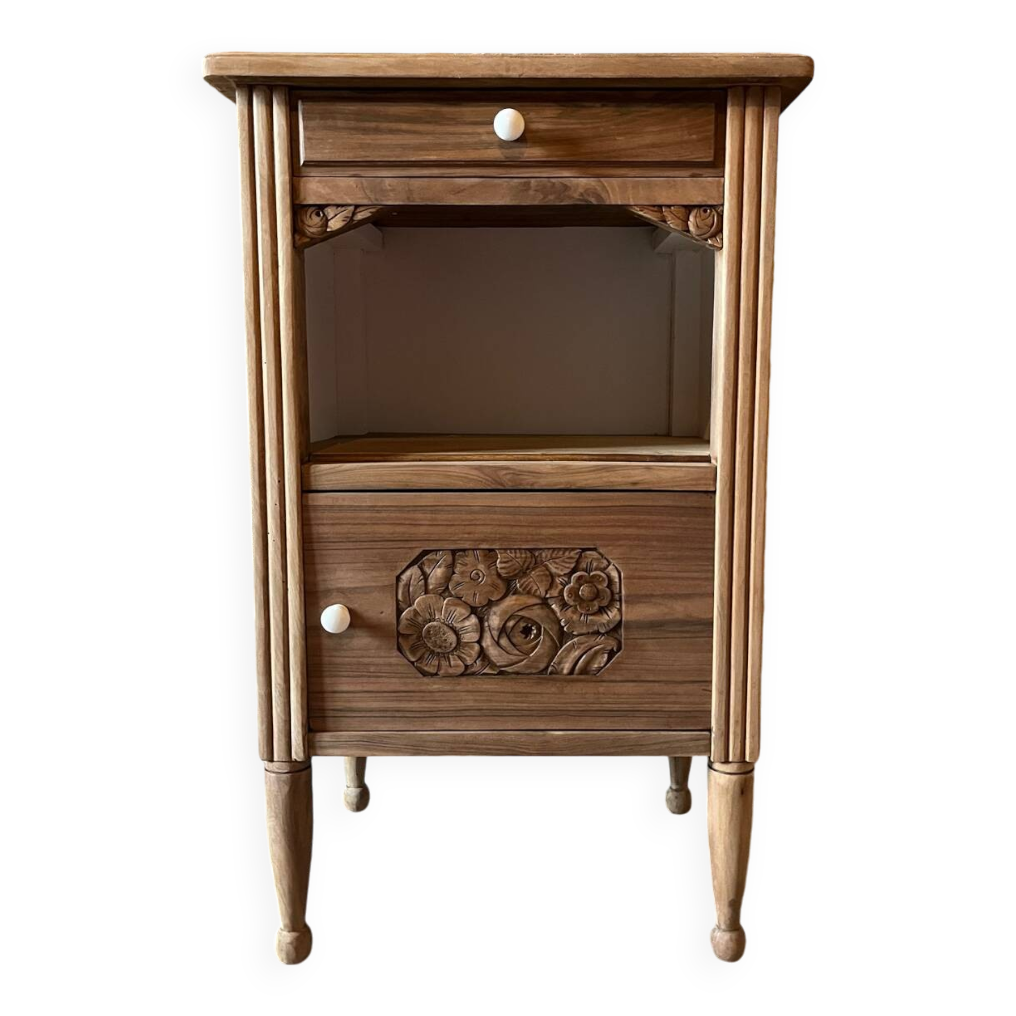 Table de chevet, petit meuble