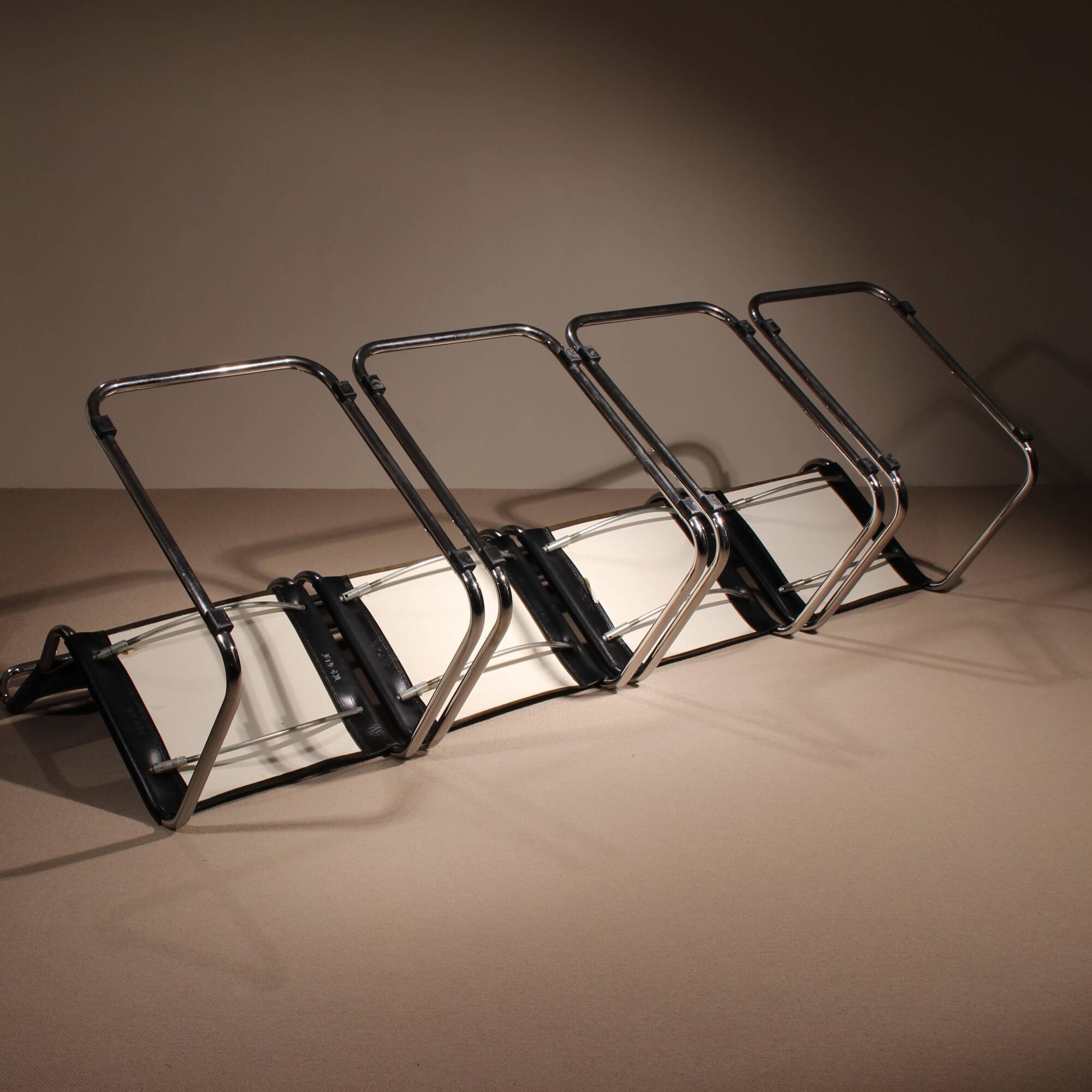 Four Cantilever Chairs ‚S33‘ by Mart Stam for Thonet | Germany 1926