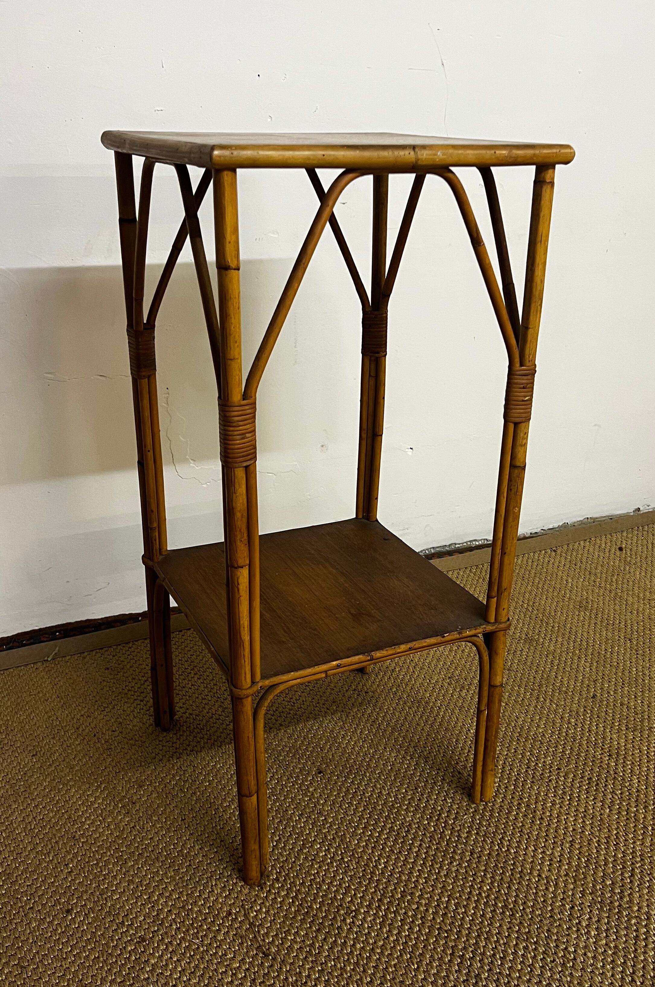 Rattan and bamboo selette