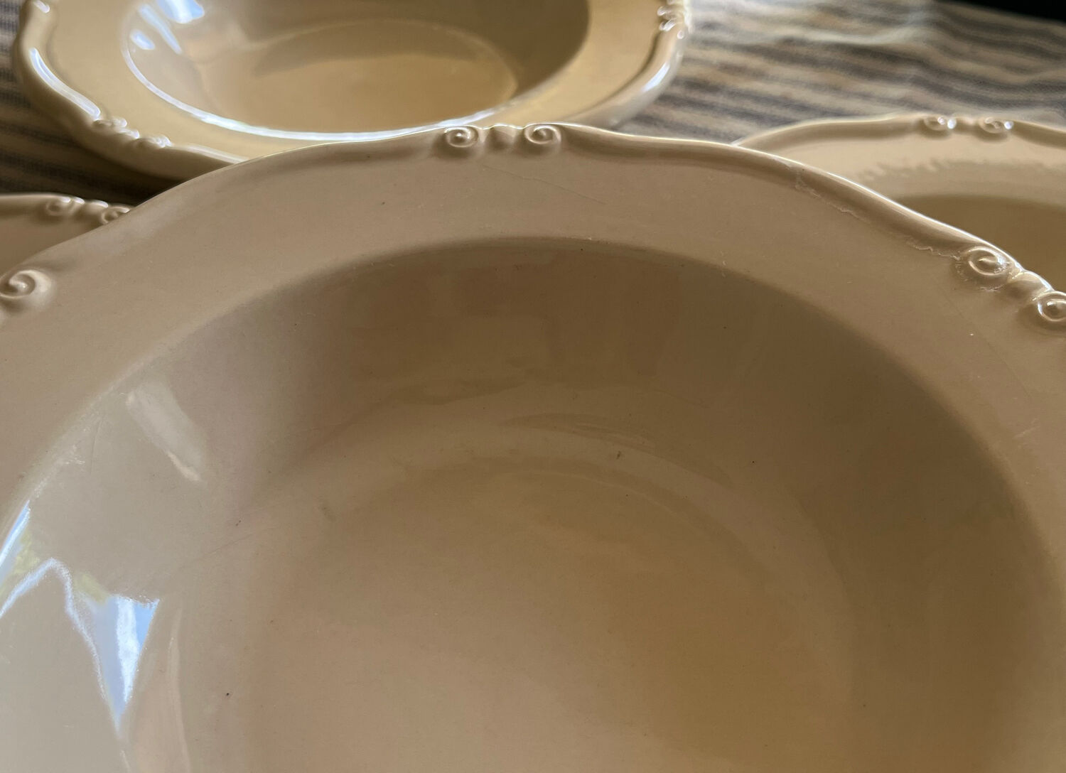Series of 9 hollow earthenware plates Moulin des Loups