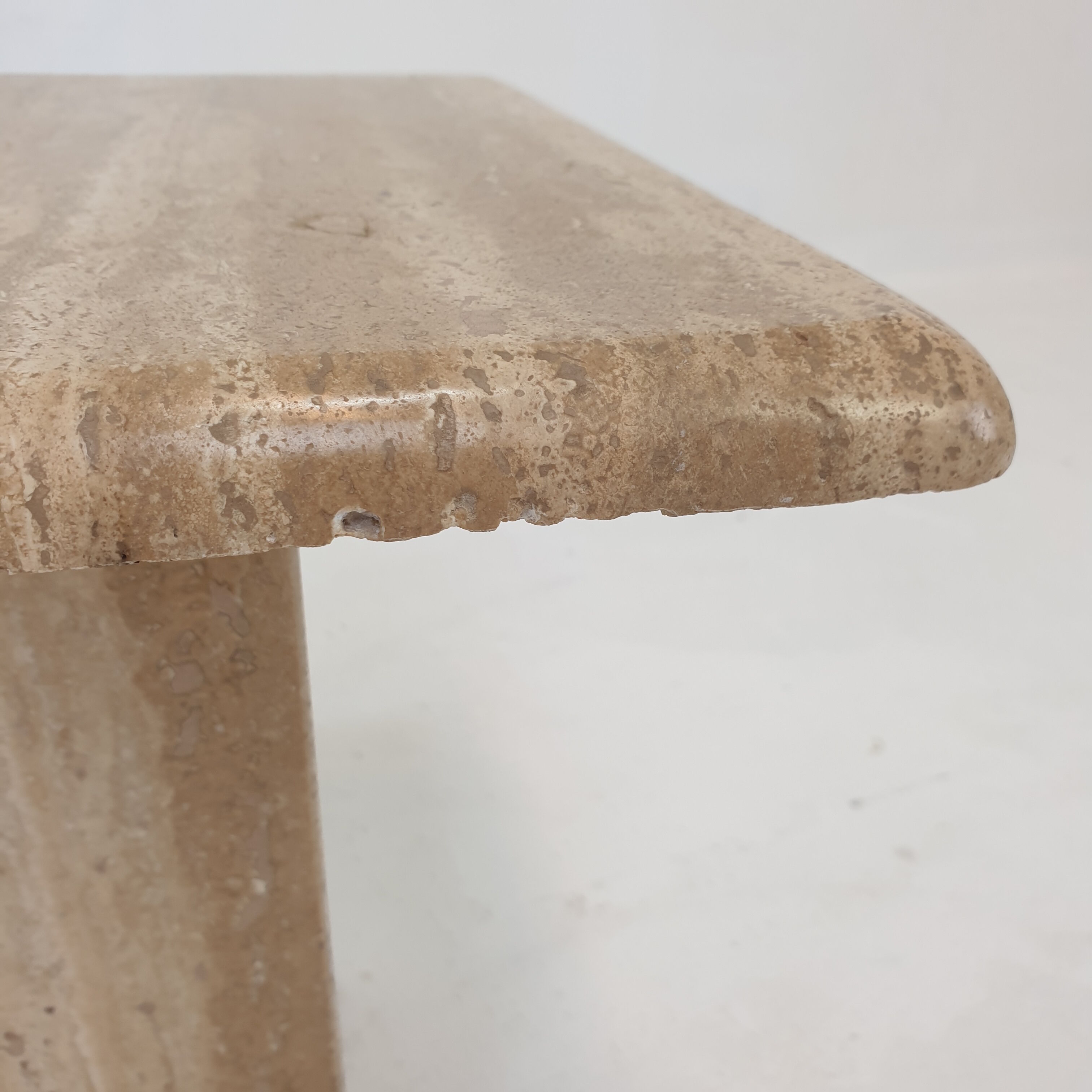 Set of 3 italian travertine coffee tables, 1980s