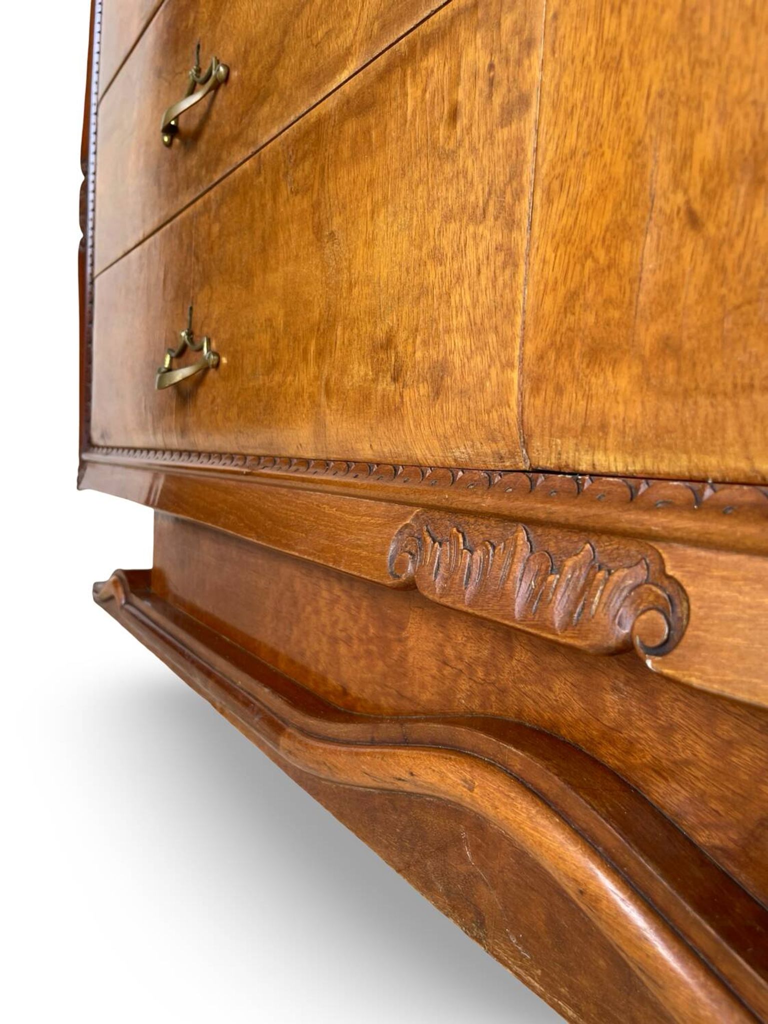An art deco Italian chest of drawers, Italy 1950s