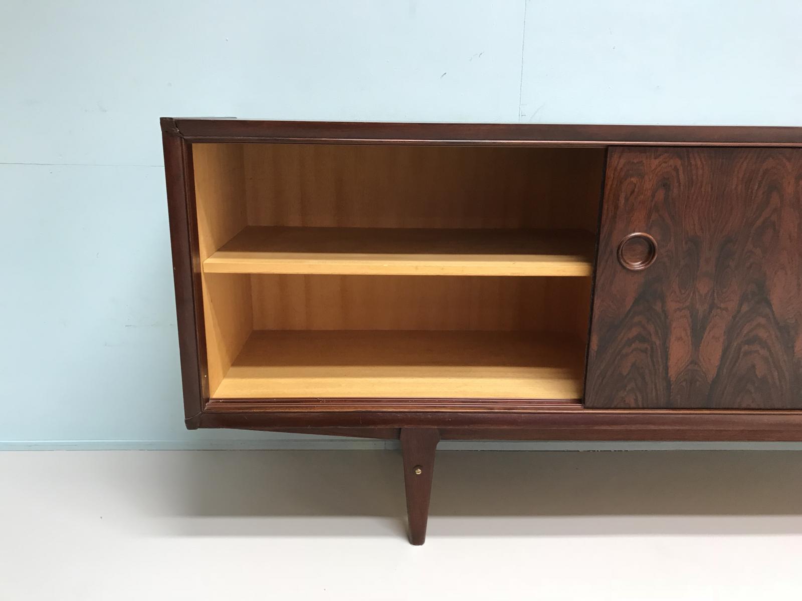 Row s Fristho country down 1960 rosewood