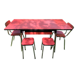 Table en formica avec 2 chaises et 2 tabourets
