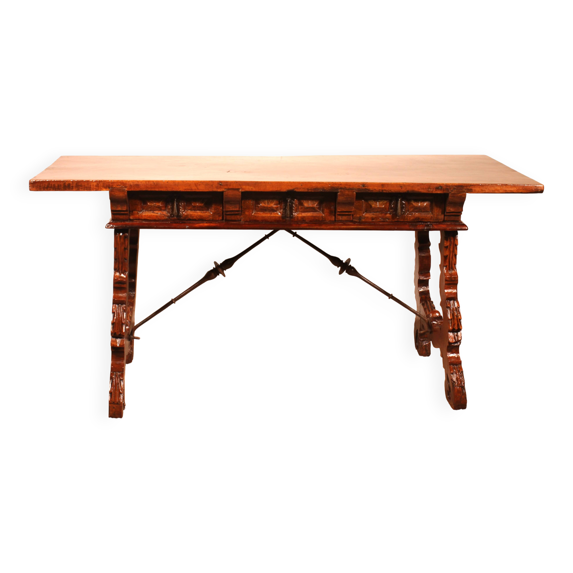 Spanish walnut console - 17th century