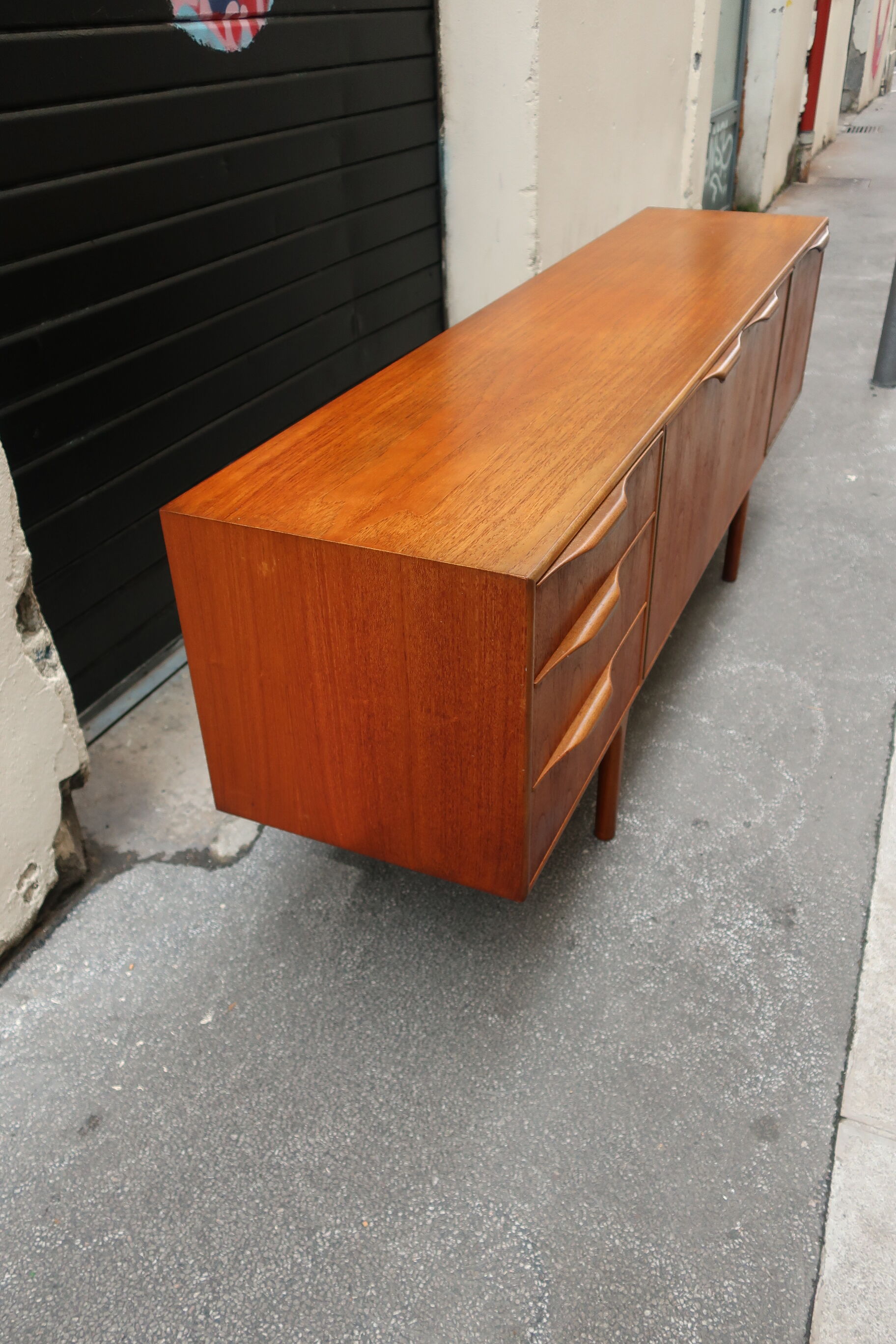 Sideboard Mcintosh teak of the 1960s