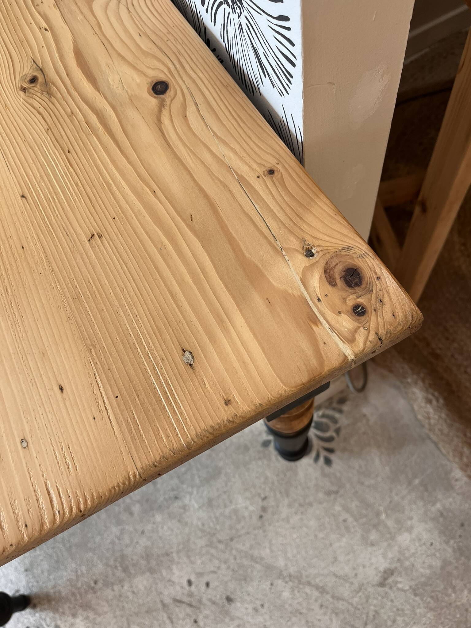 Vintage solid wood desk Basile with 2 drawers