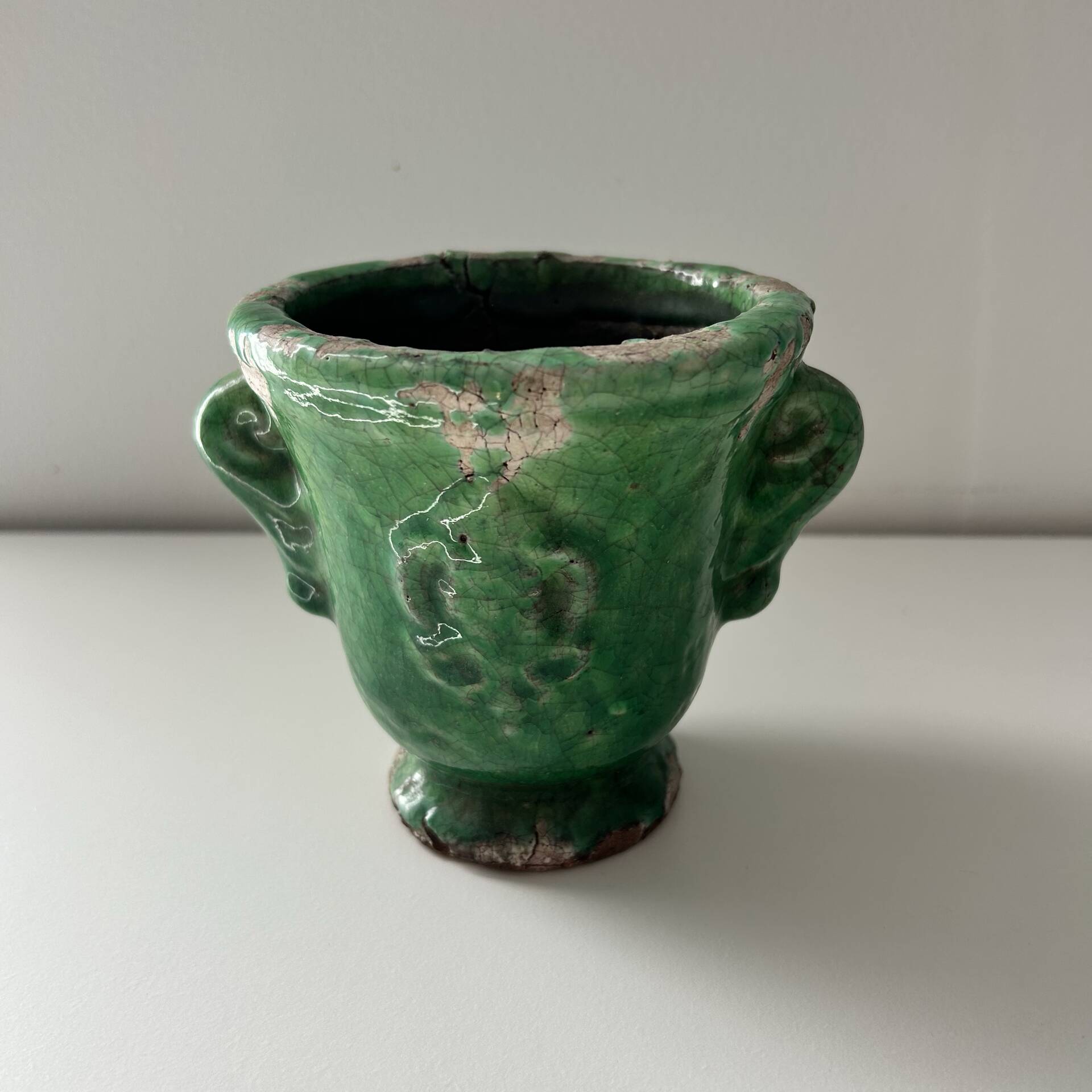 Petit vase provençal ancien