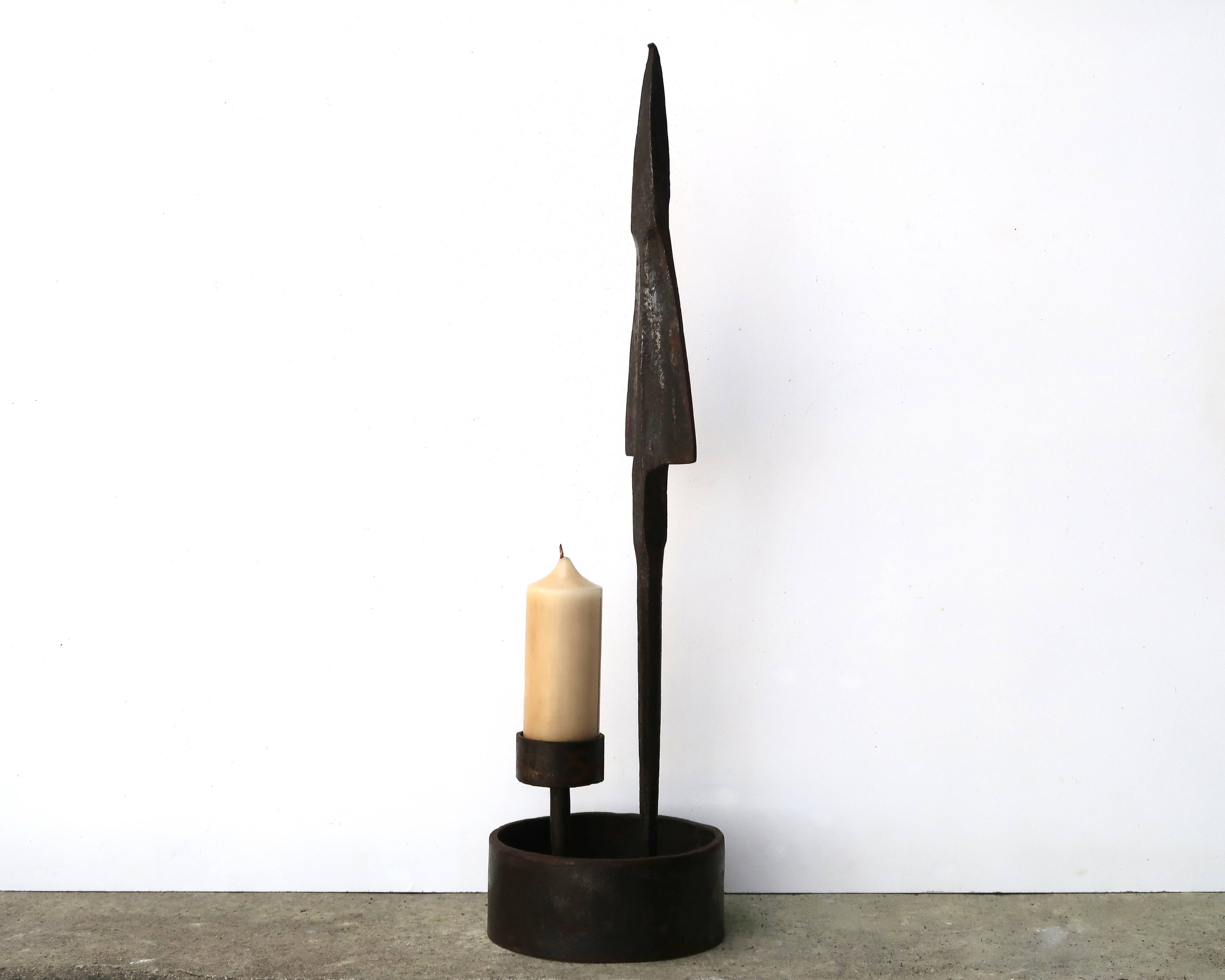 Imposing brutalist wrought iron candlestick "spear", signed, 1950s.