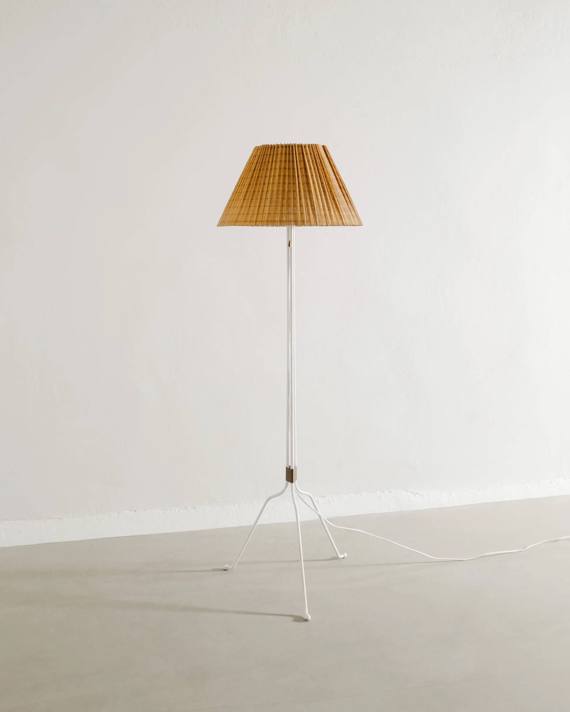 Finnish Mid Century Metal Floor Lamp in Rattan by Lisa Johansson-Papé, 1940