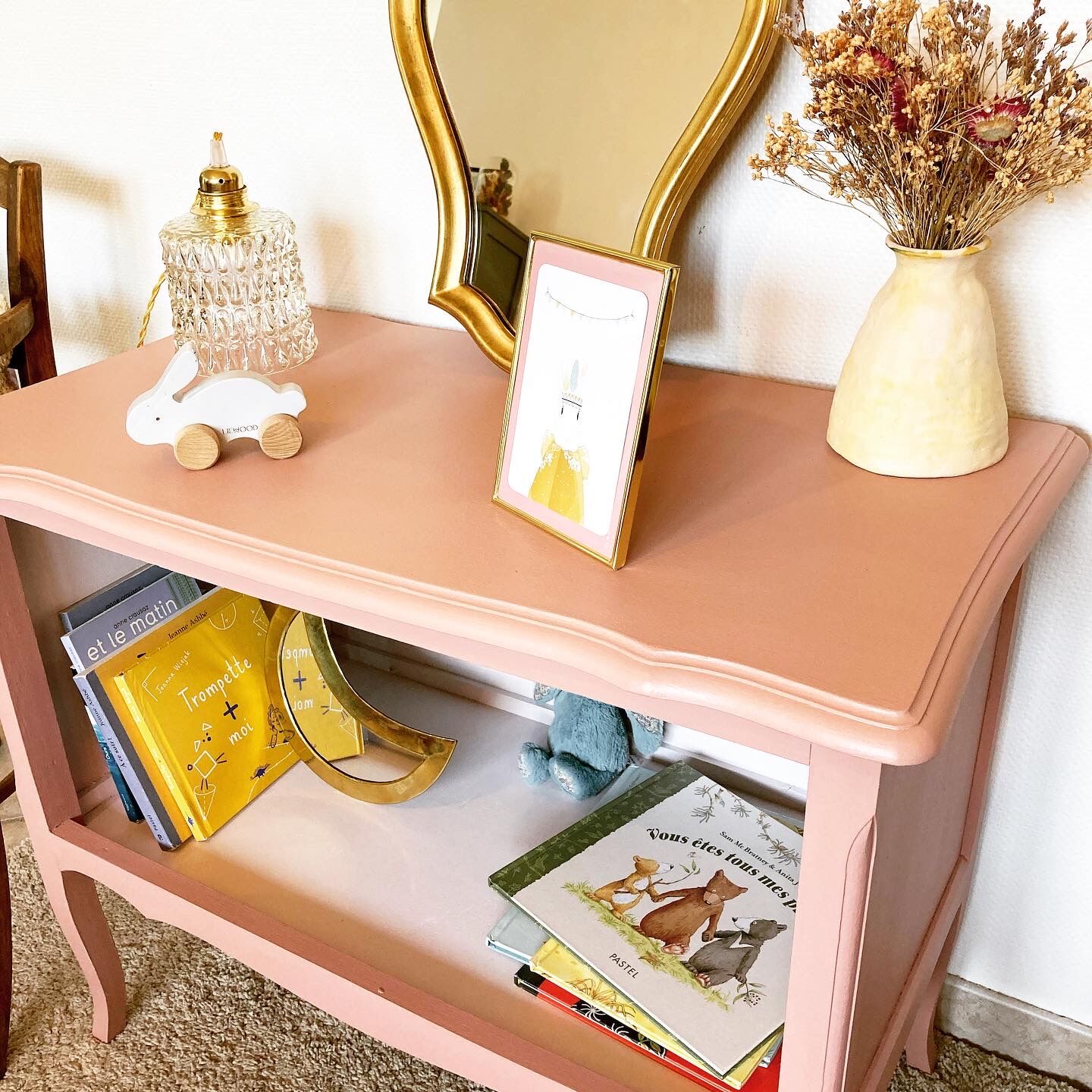Furniture / bookcase / chest of drawers open powder pink