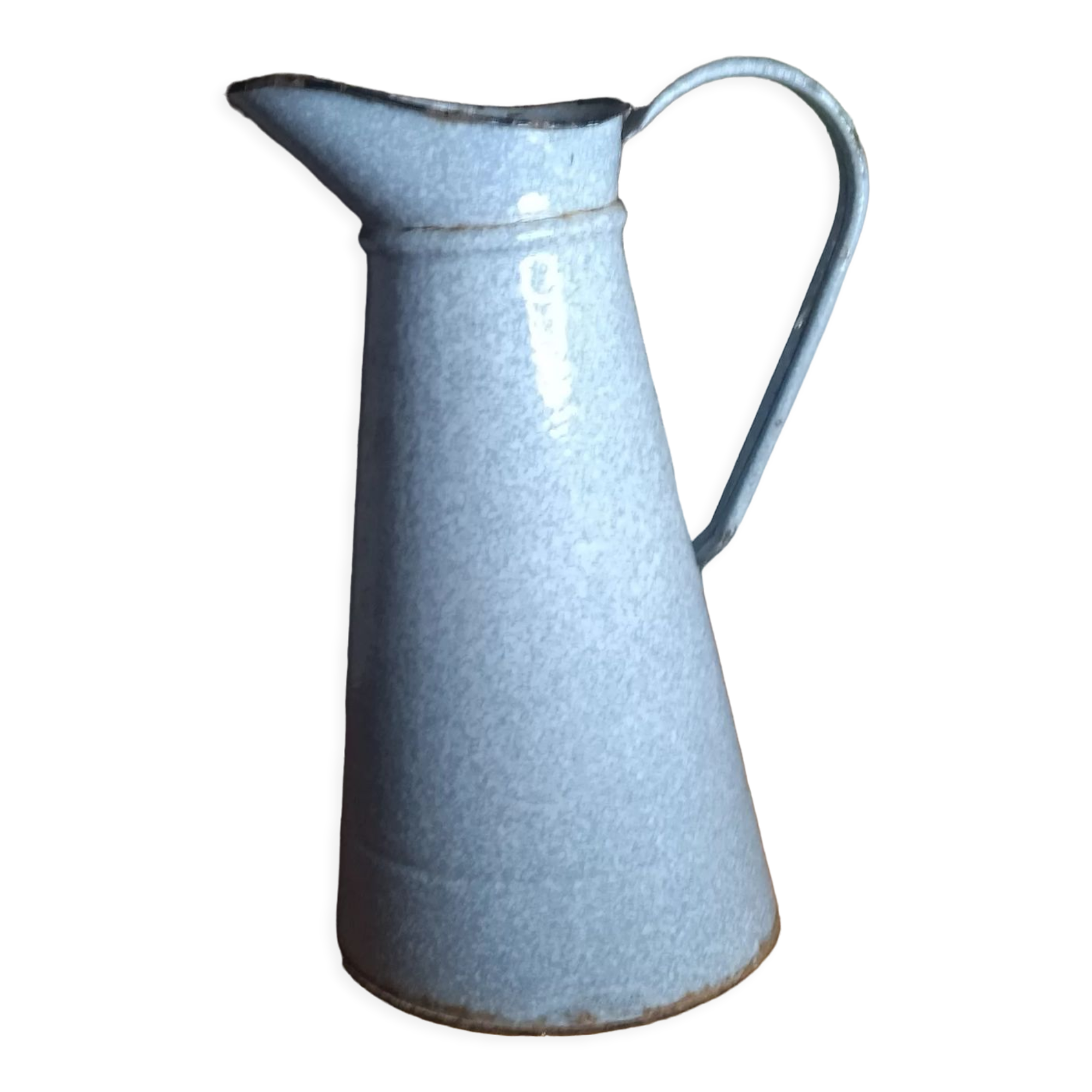 Enamelled sheet metal pitcher