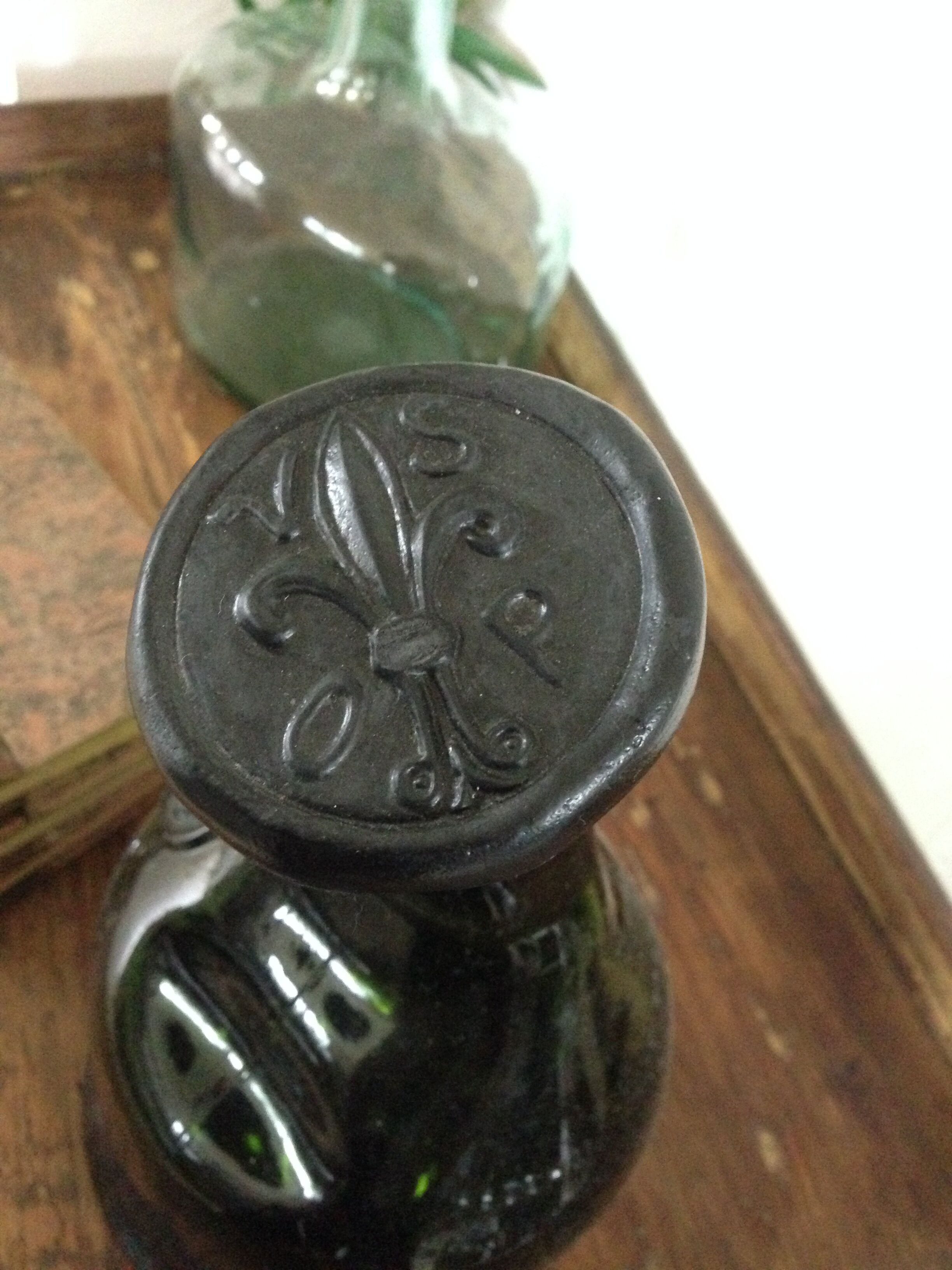 Bottle "world exhibition 1937"