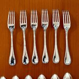 Christofle crossed ribbons, cutlery set for 6 people in new condition, 24 pieces.