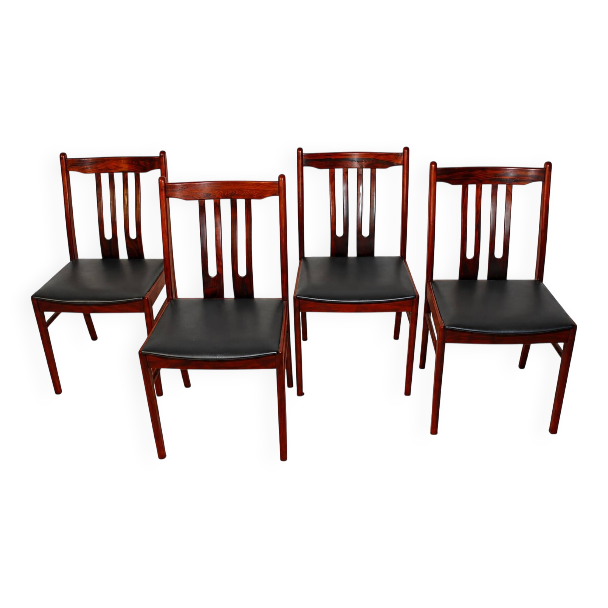 4 rosewood chairs from the 1960s in Scandinavian design.