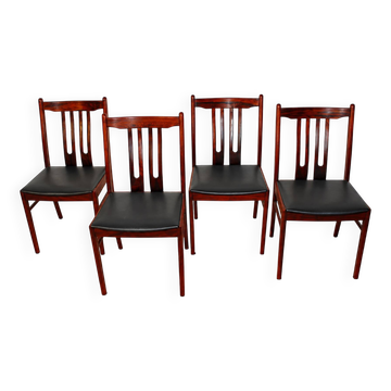 4 rosewood chairs from the 1960s in Scandinavian design.
