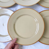 9 assiettes en grès beige tulowice mid century