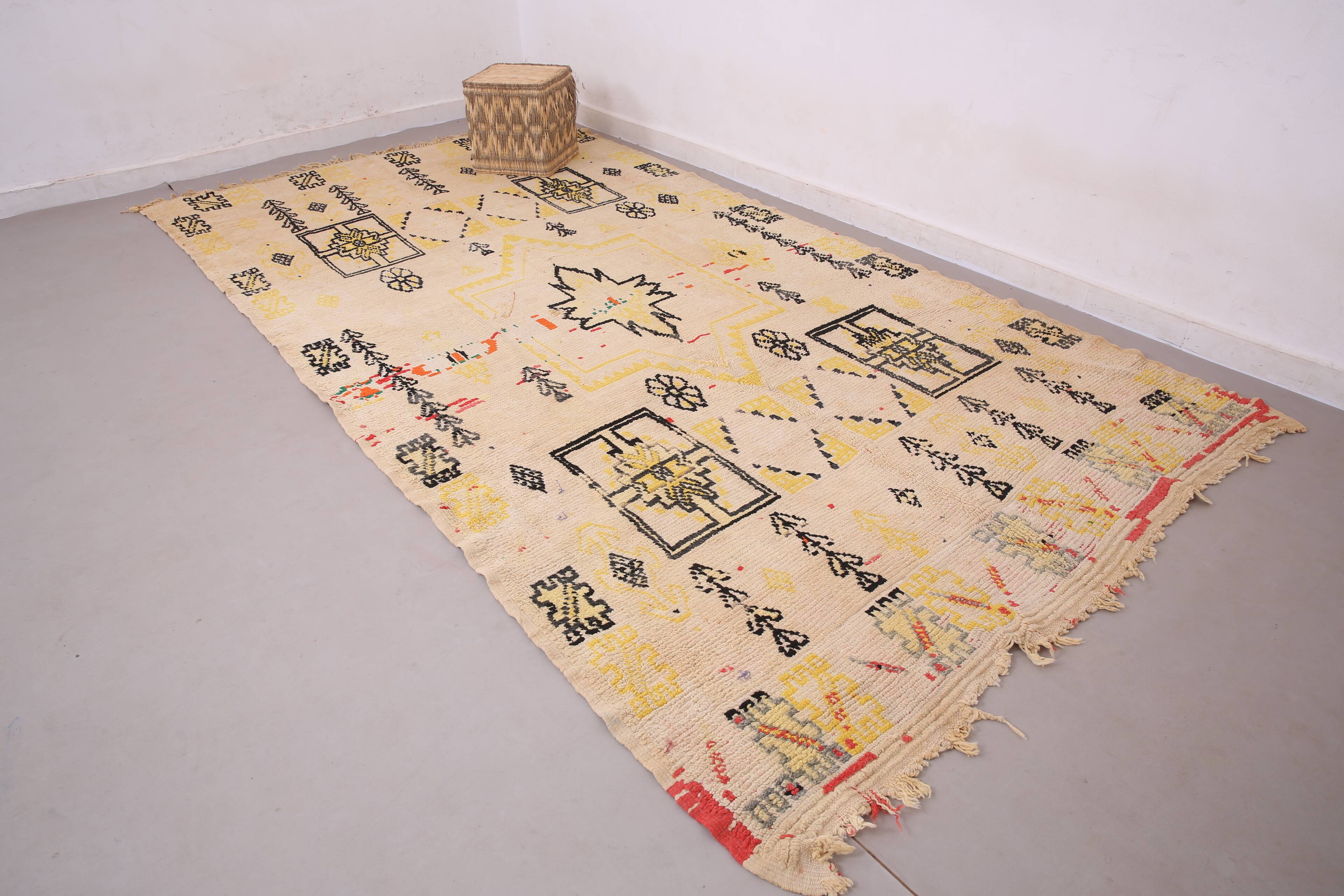 Beige Vintage Moroccan Rug 199 x 376 cm - Berber Wool Rug Handmade