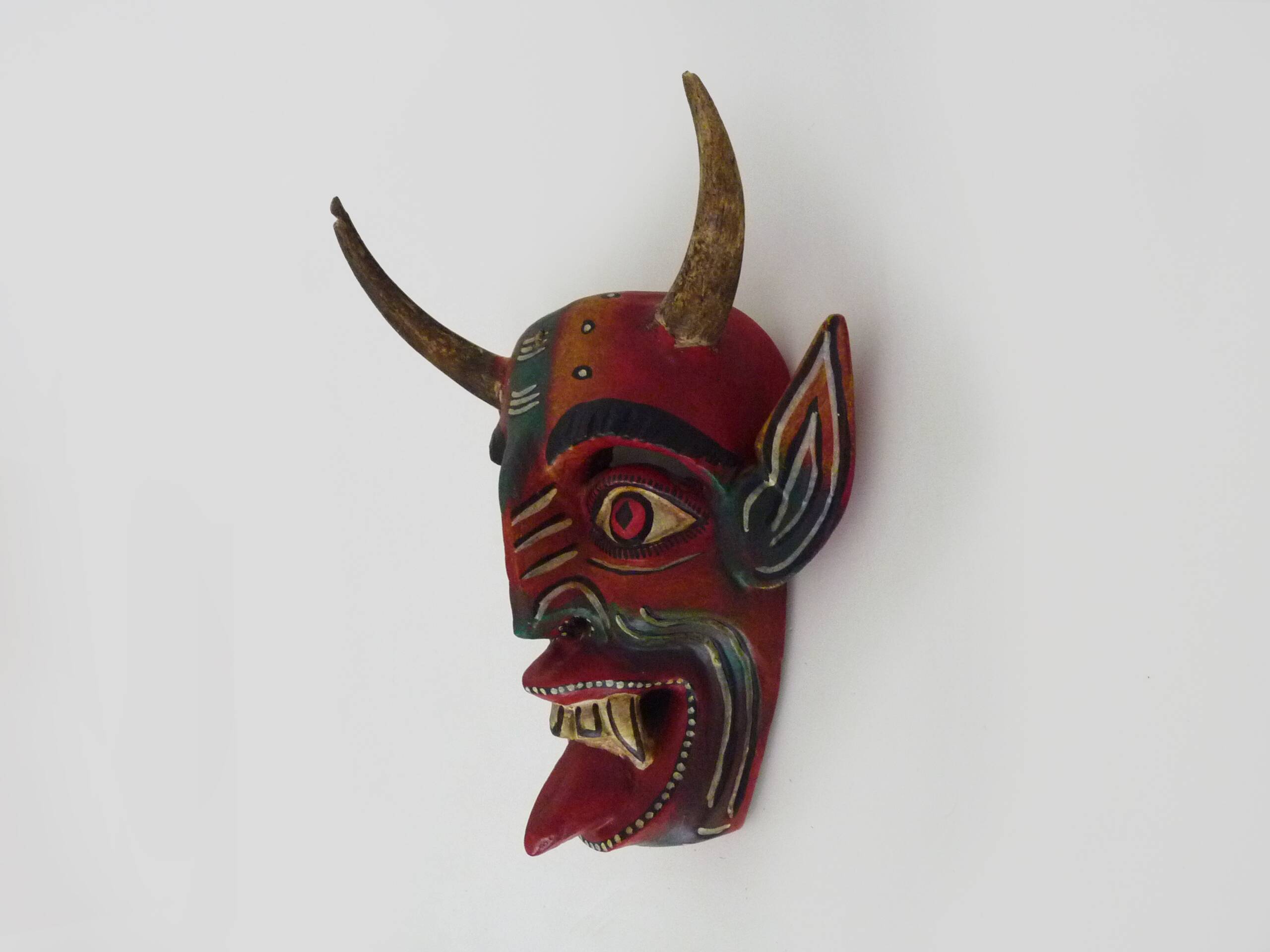 Art populaire mexicain masque diable en bois sculpté avec corne