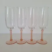 Vintage pink champagne flute Luminarc