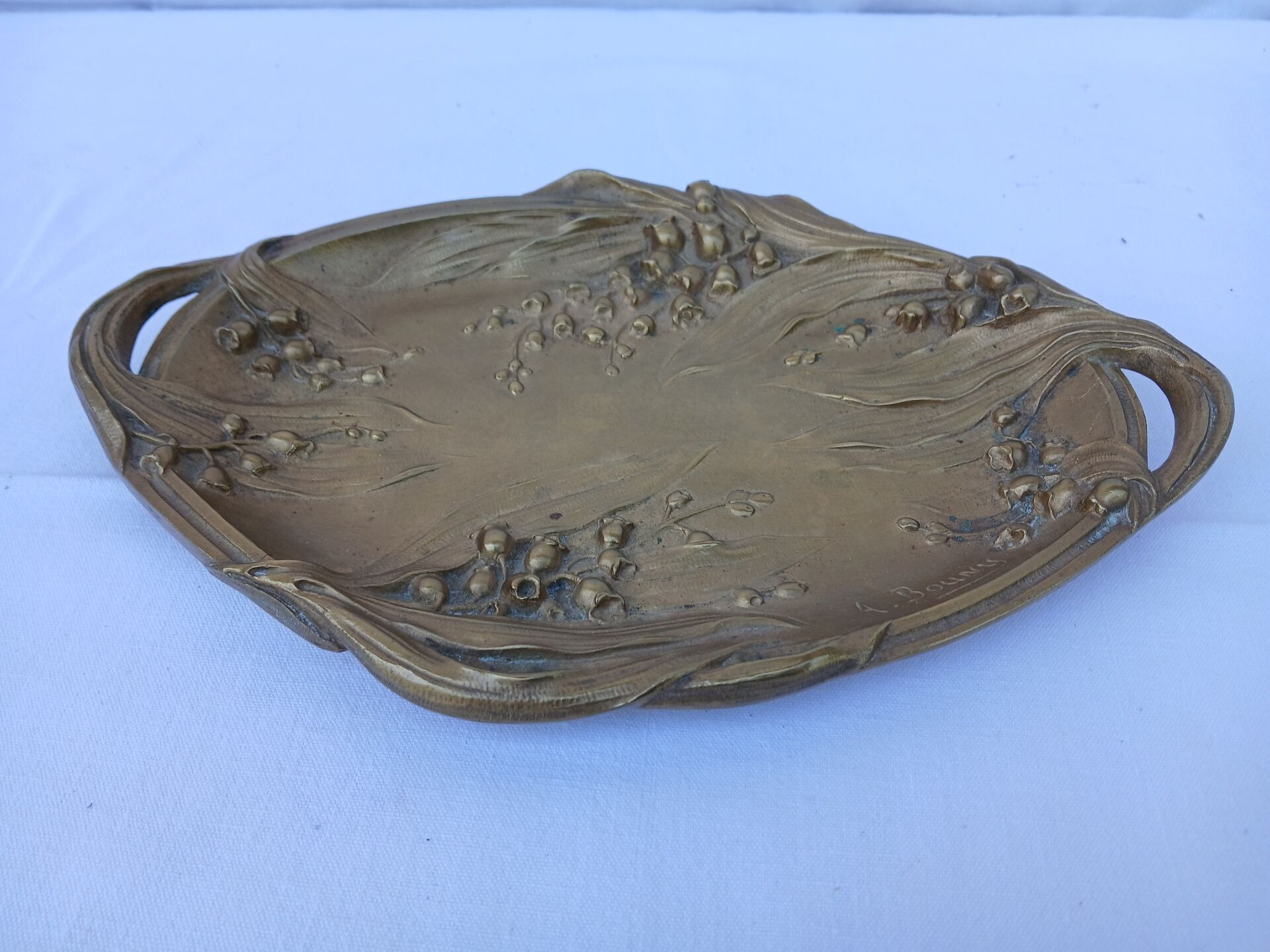 Antique bronze Art Nouveau ashtray signed Bouny