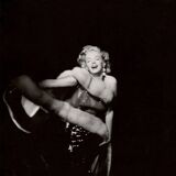 Marilyn monroe-photography filming-the prince and the showgirl-richard avedon