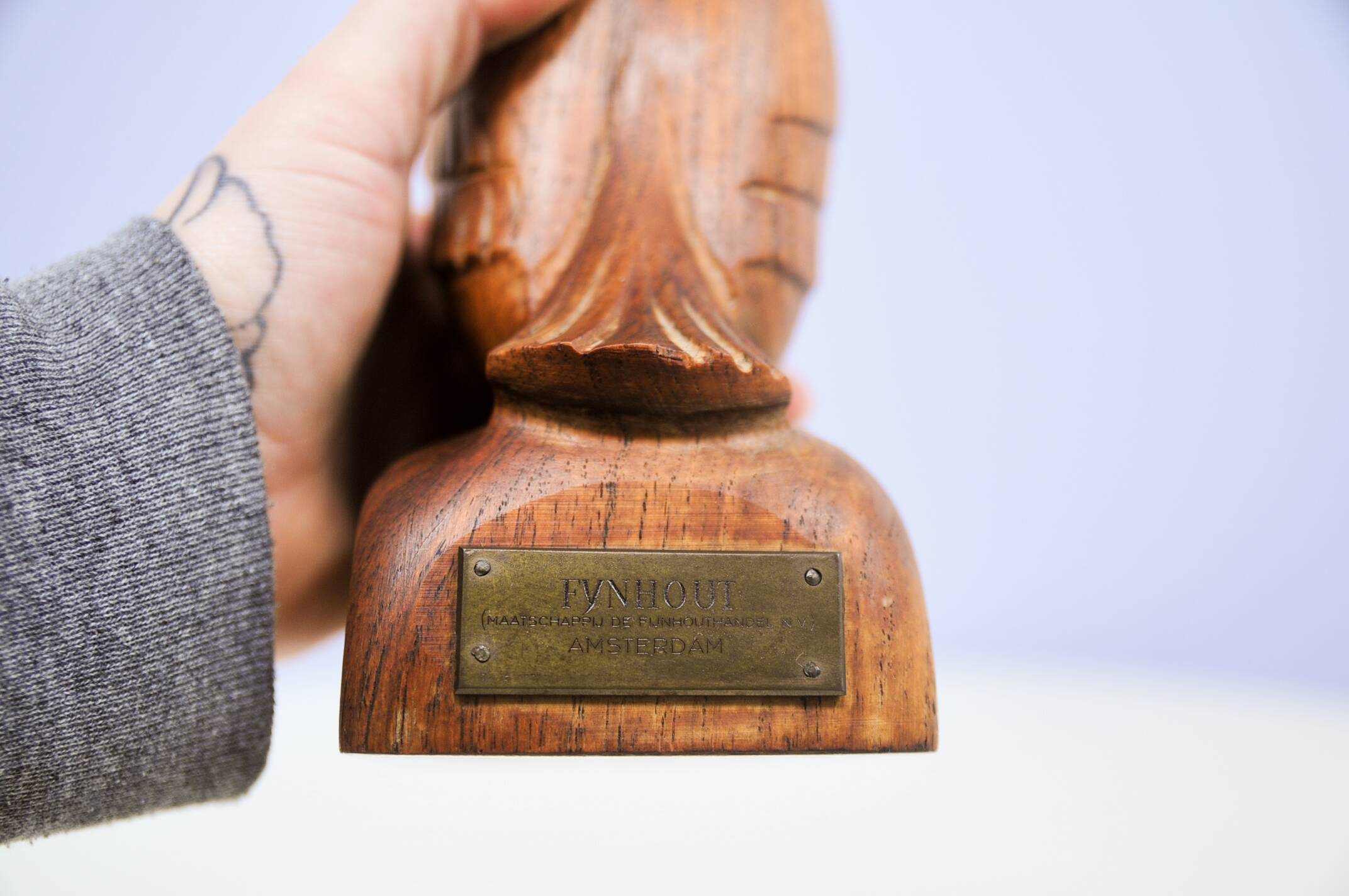 statue d'oiseau vintage en bois sculpté à la main