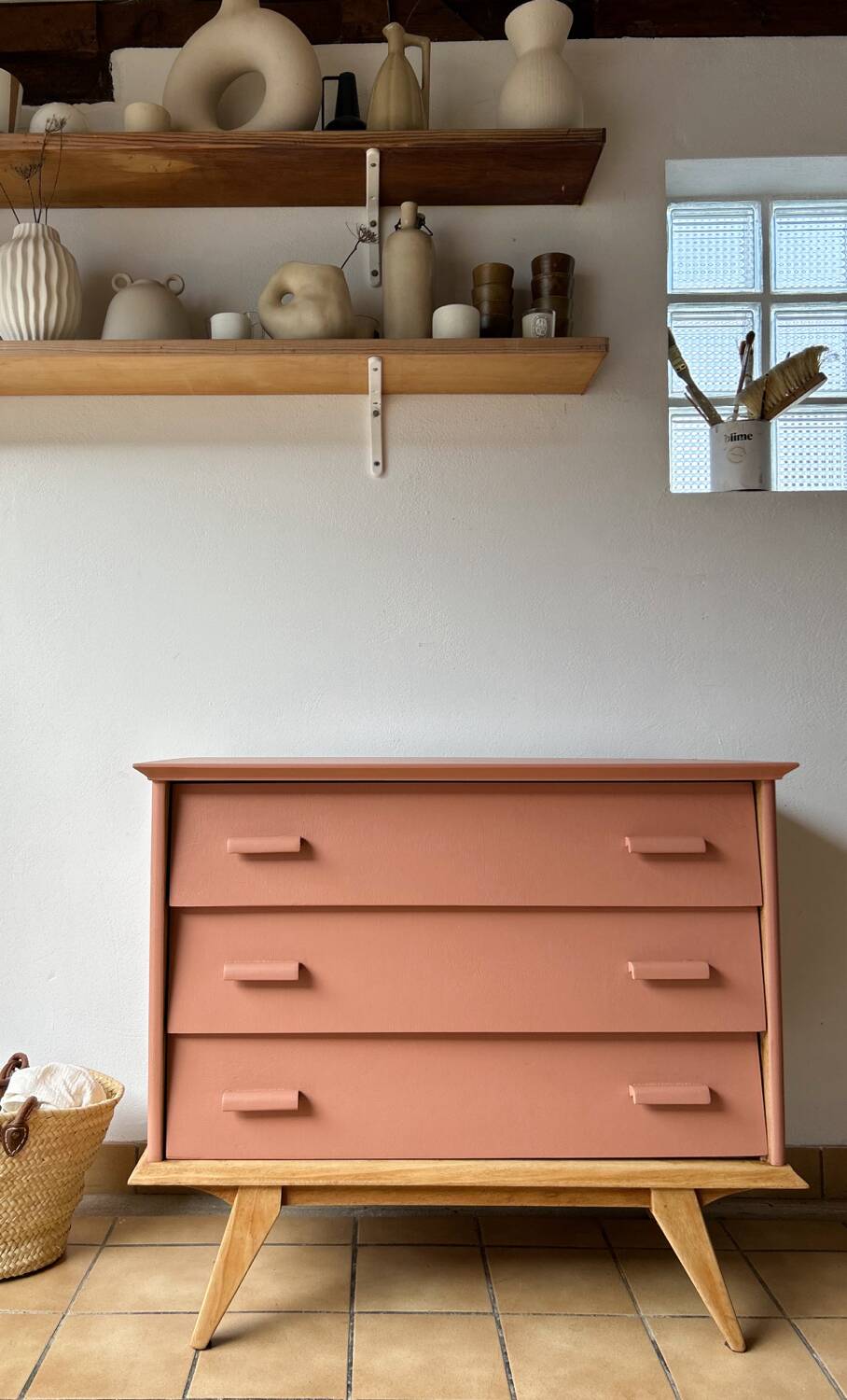 Vintage chest of drawers