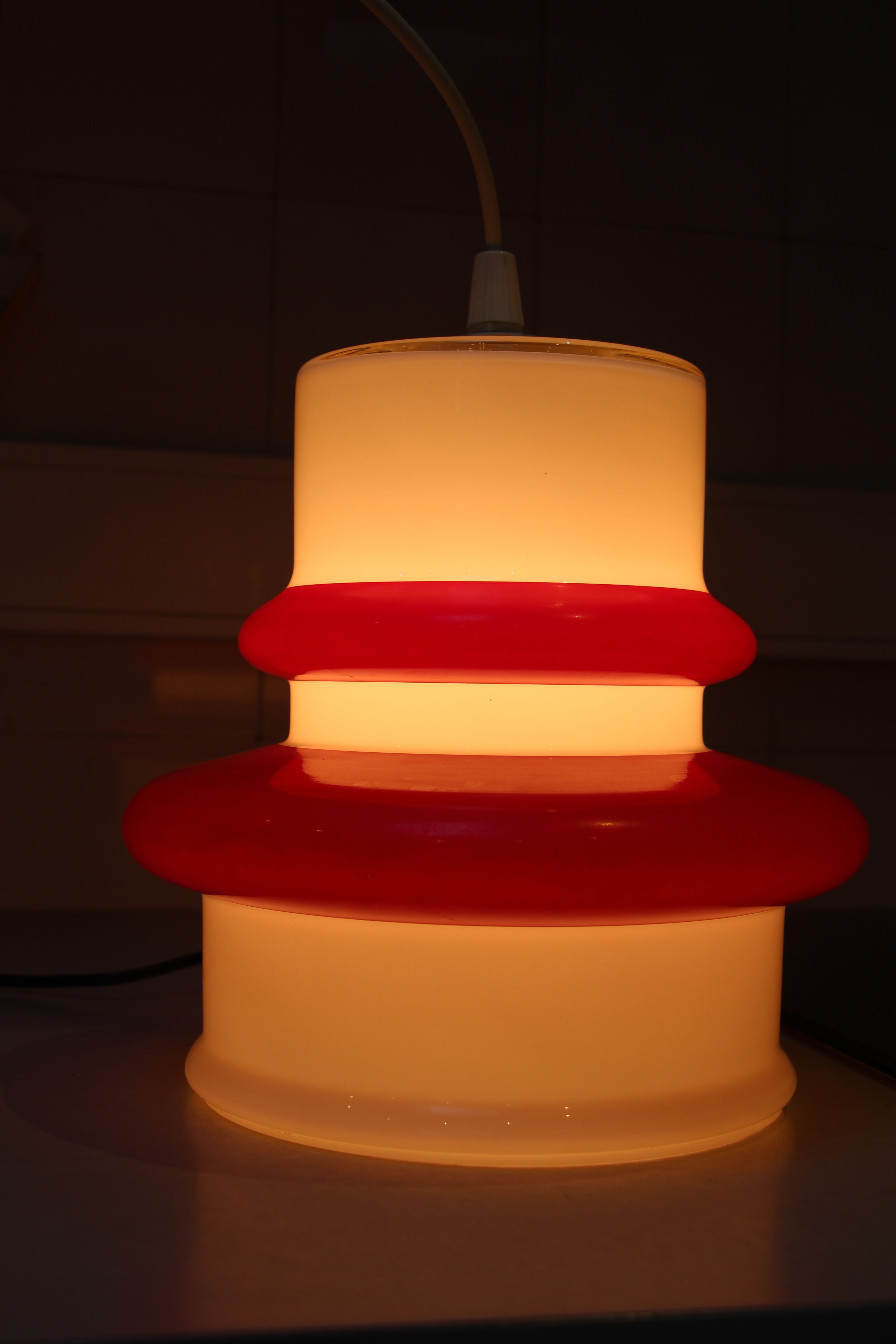 Vintage hanging lamp in red and white opaline