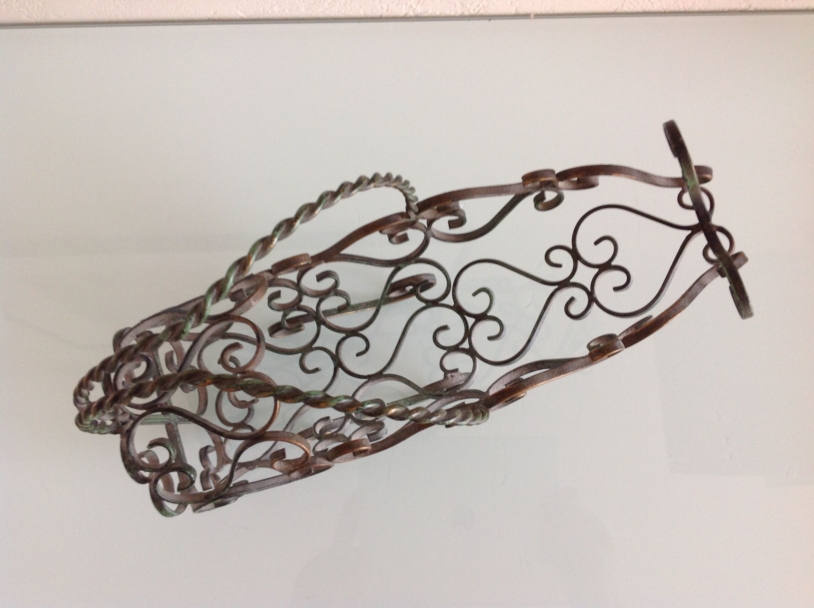 Porte bouteille  de table en ferronerie style art déco