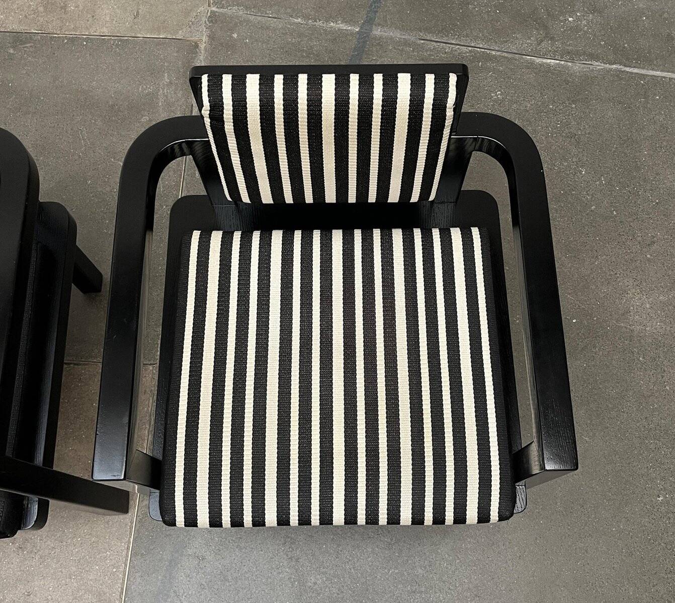 Set of German armchairs model D51 Fagus with Bauhaus patterned cushion by Walter Gropius for Tecta.