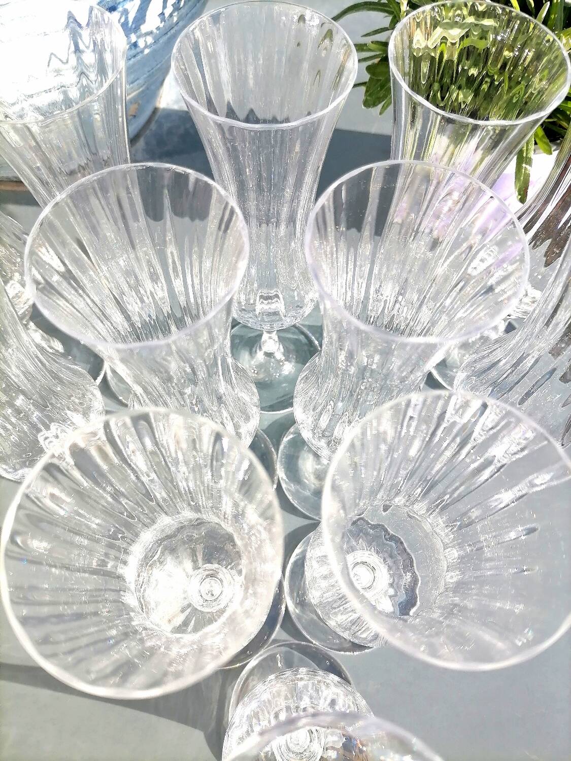 12 Daum Verona Collection champagne flutes