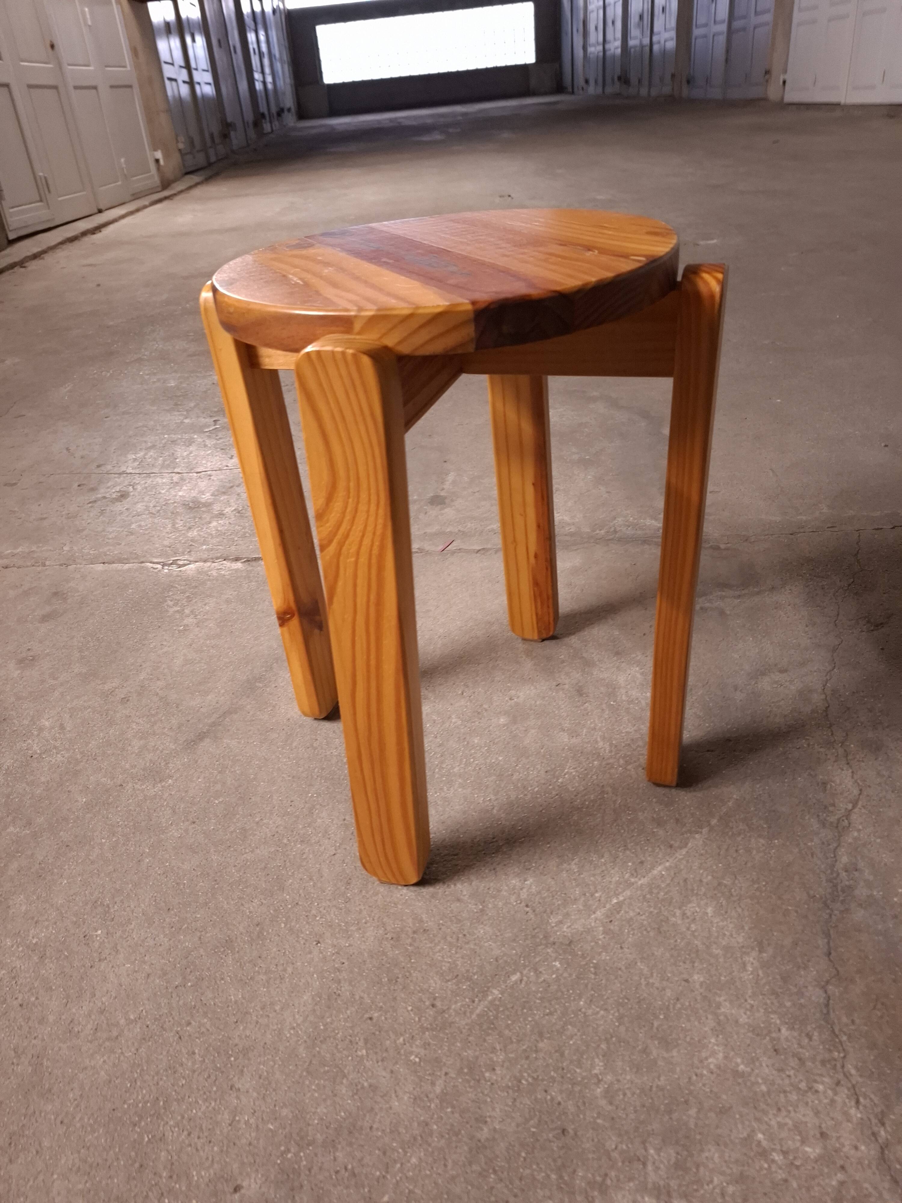Tabouret en pin vintage