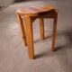 Tabouret en pin vintage