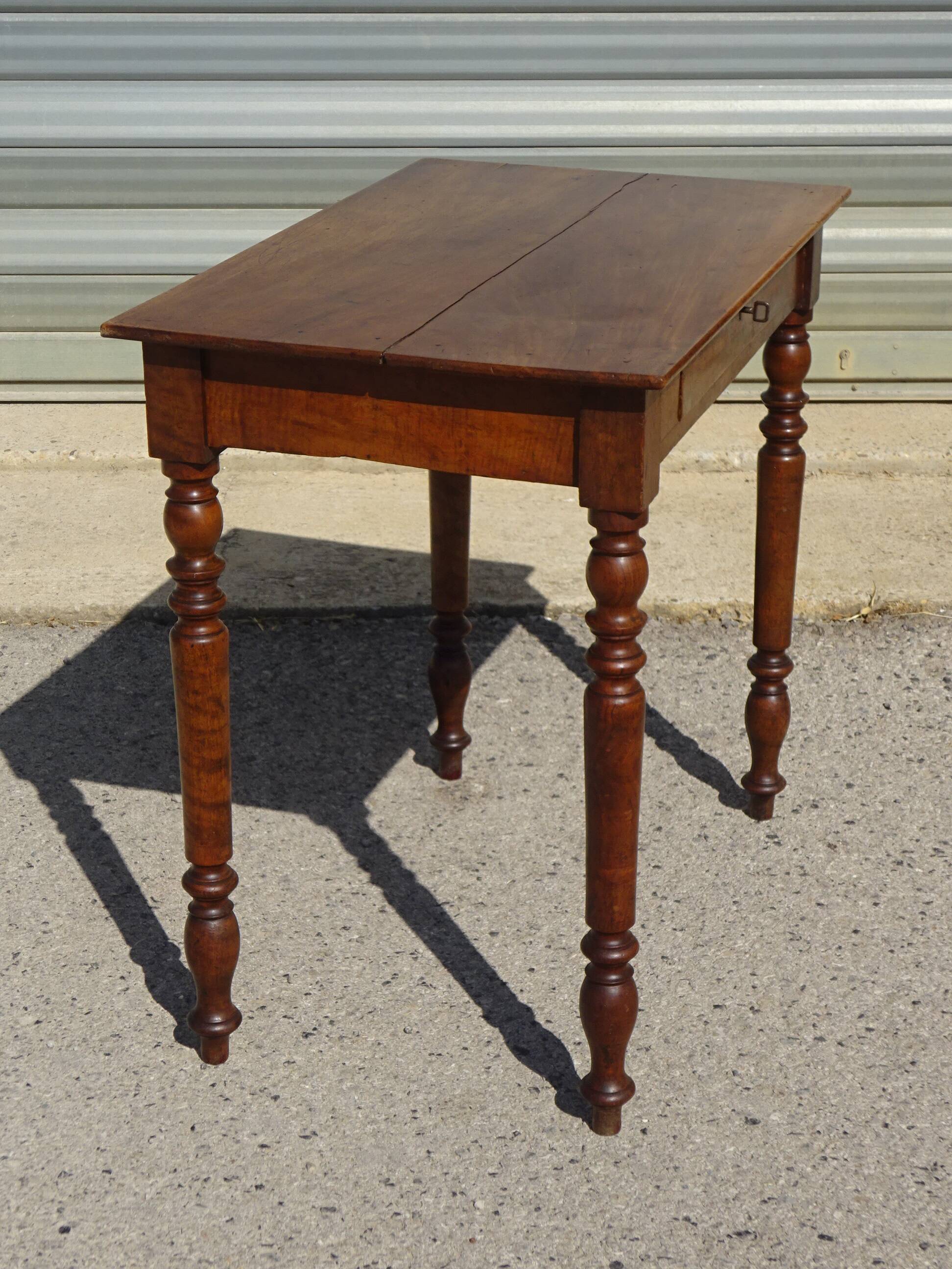 Vintage desk in solid walnut