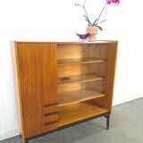 Design Mezulanik showcase with shelves