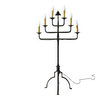 Grand Brutalist floor lamp in wrought iron, six lights, 1970.