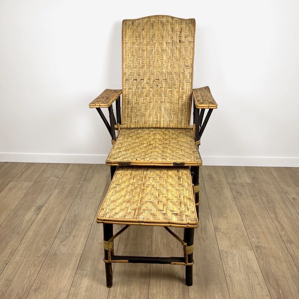 Antique chaise longue in wicker and hazel 20s